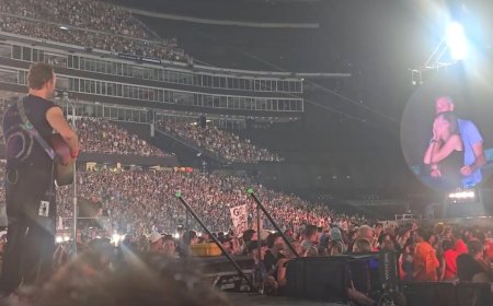 سەرۆکی کۆمپانیای ئەسترۆنۆمەر دوای کۆنسێرتی کۆڵدپلەی دەستی لە کار کێشایەوە