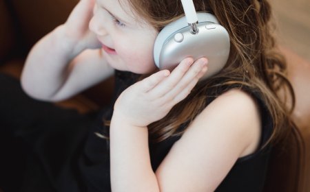 ئەپڵ جۆرێک هیدفۆنی نوێی ئێربۆدز ماکس لە کاتێکی نزیکدا دەرناکات