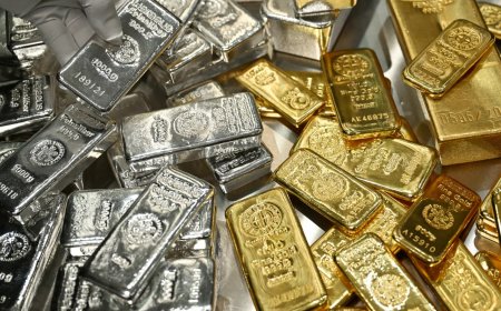 بەرزبوونەوەی نرخی زێڕ و زیو لەگەڵ دابەزینی بەهای دۆلار