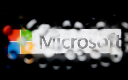 مایکرۆسۆفت نزیکەی ٤,٨٠٠ کارمەند لە بەشەکانی ئێکس بۆکس (Xbox) و فرۆشتنی بازرگانی لادەدات